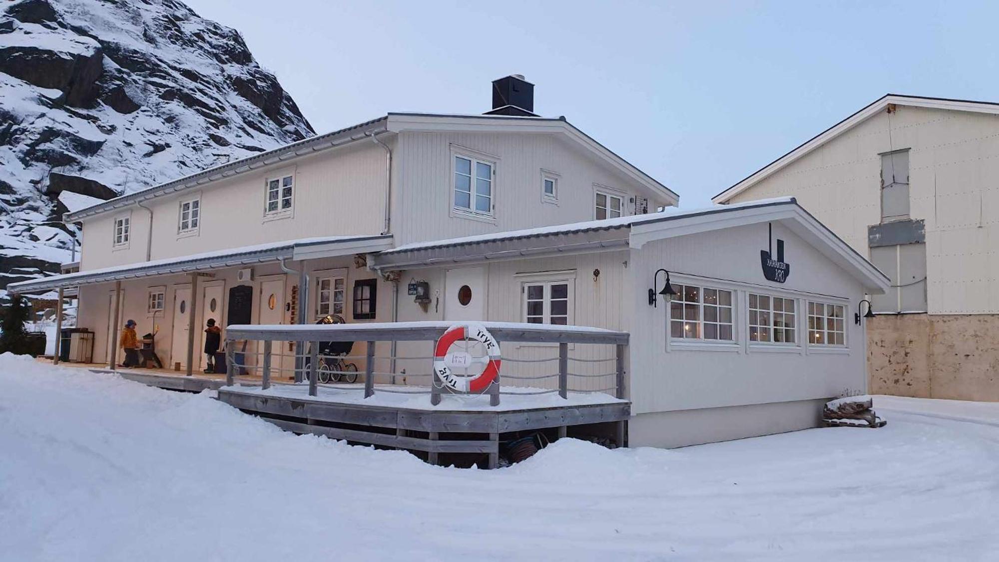 Kaikanten Rorbuer Sennesvik Exterior foto