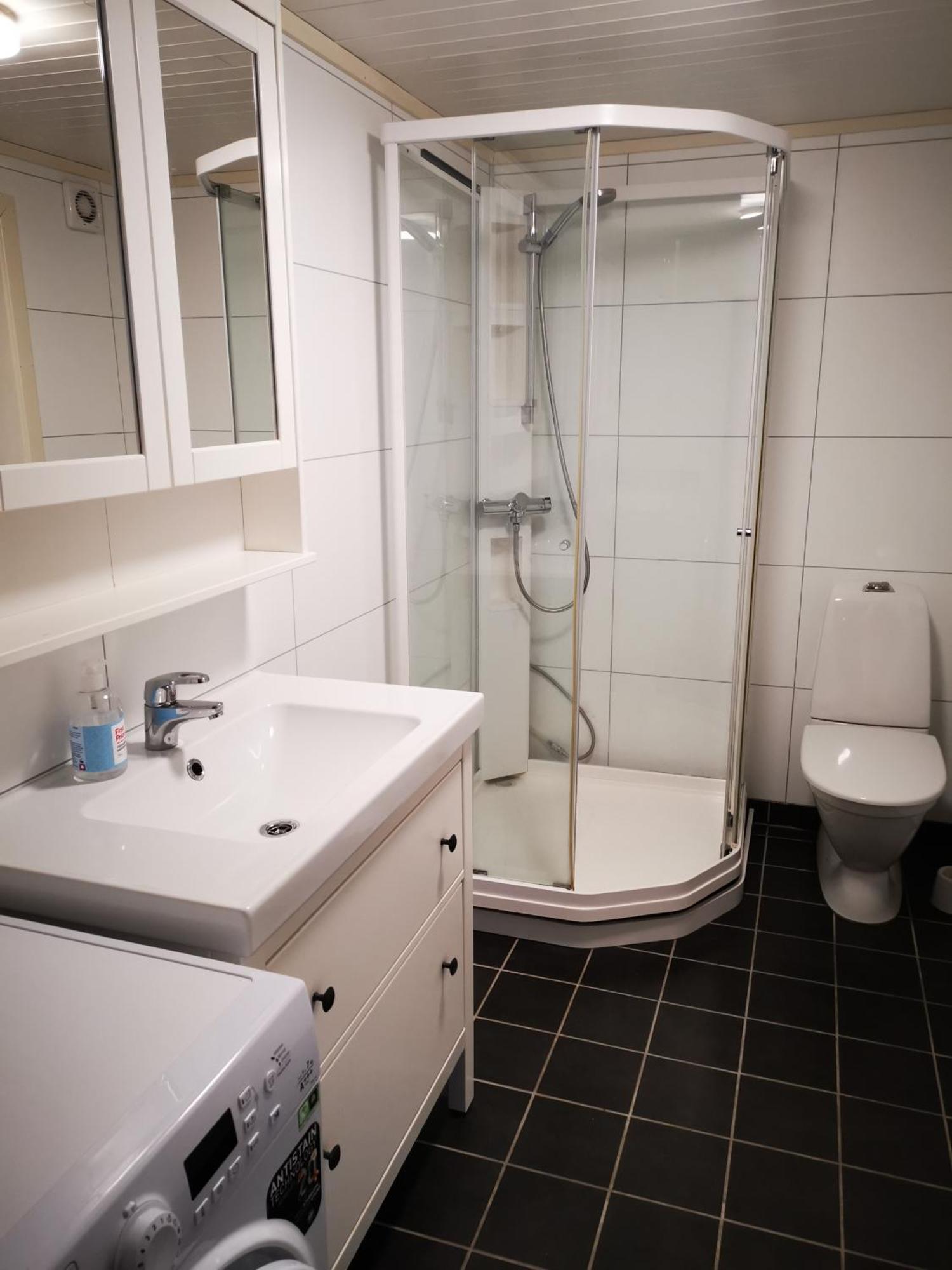 Kaikanten Rorbuer Sennesvik Quarto foto