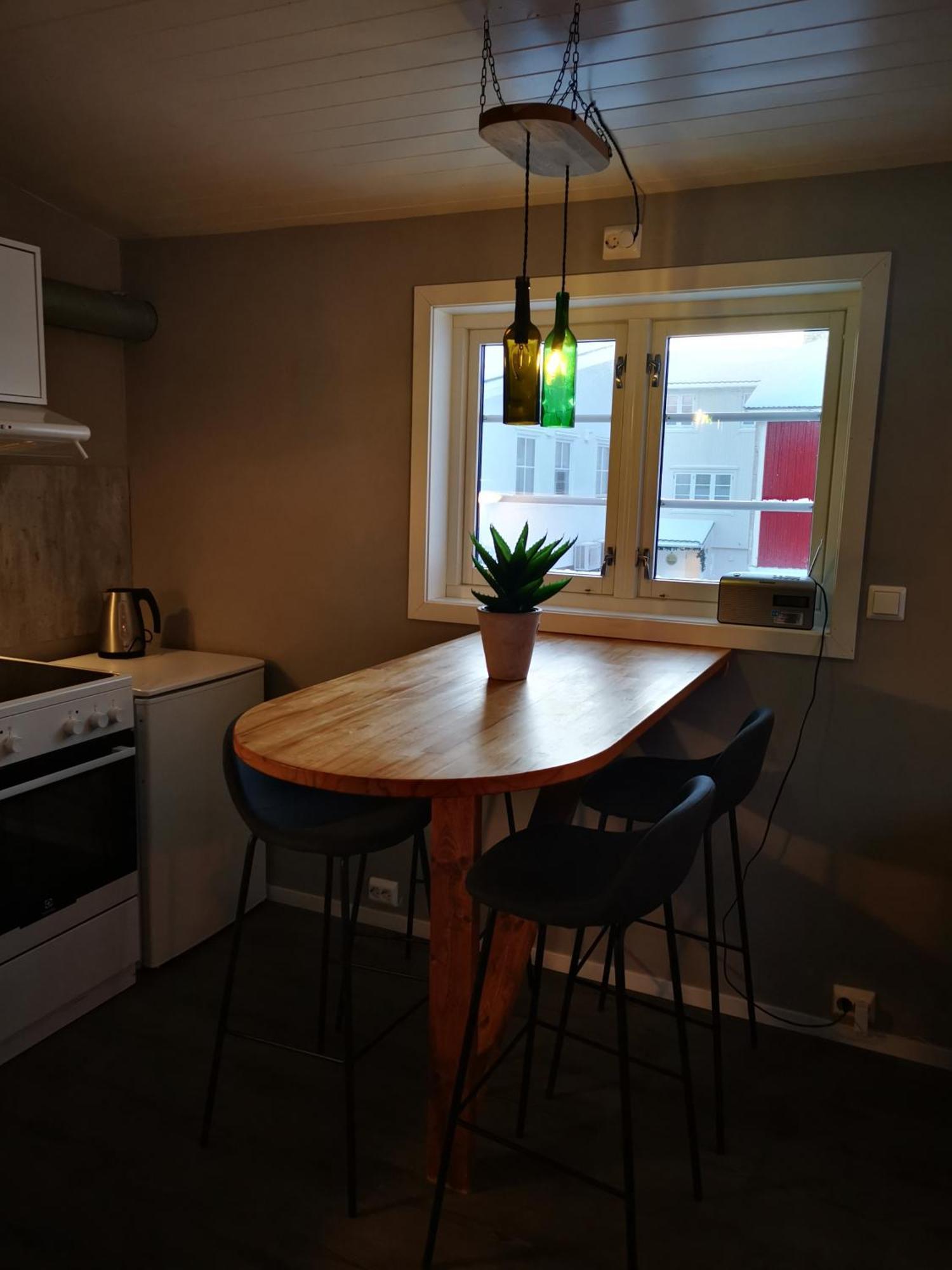 Kaikanten Rorbuer Sennesvik Quarto foto