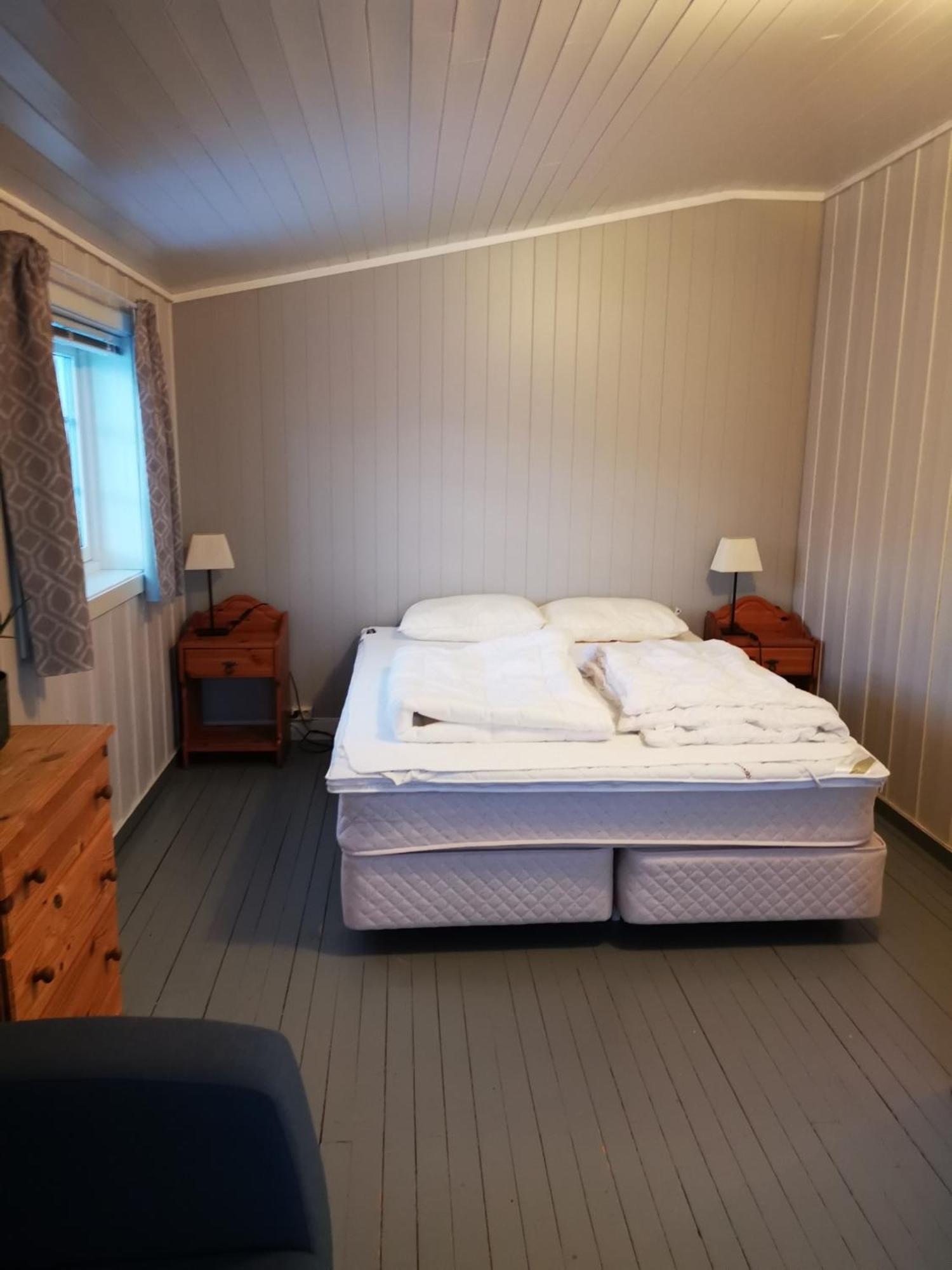 Kaikanten Rorbuer Sennesvik Quarto foto