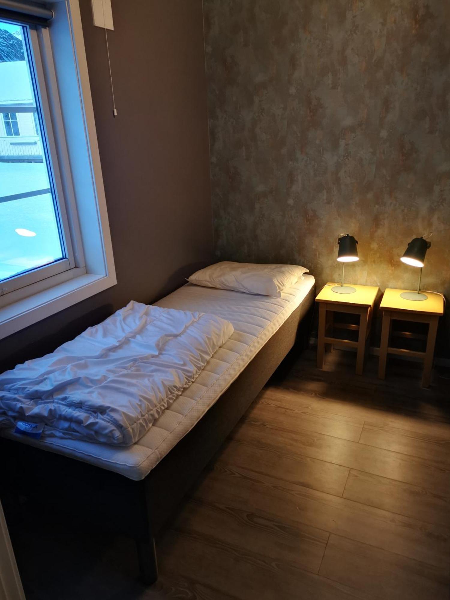 Kaikanten Rorbuer Sennesvik Quarto foto
