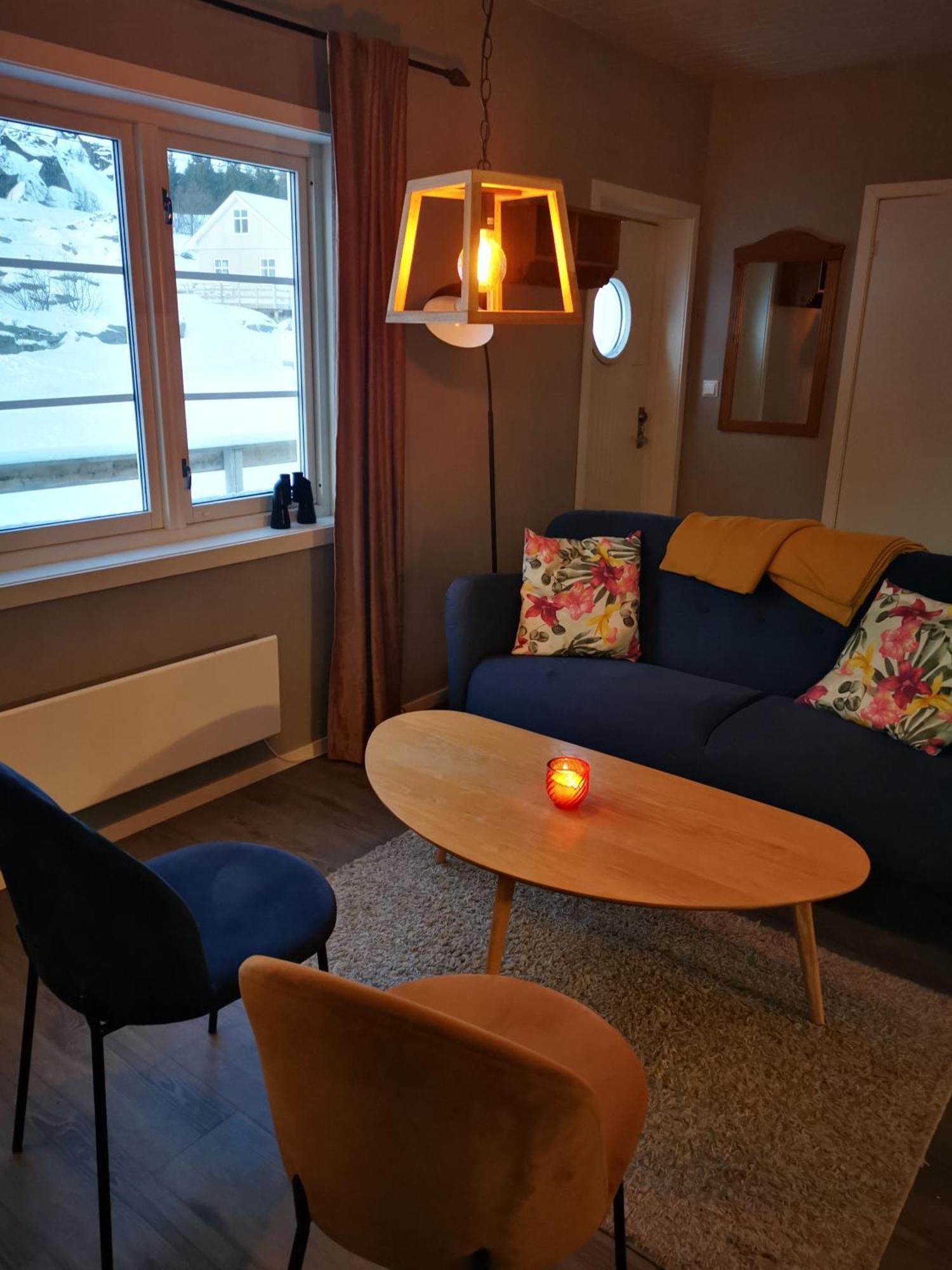 Kaikanten Rorbuer Sennesvik Quarto foto